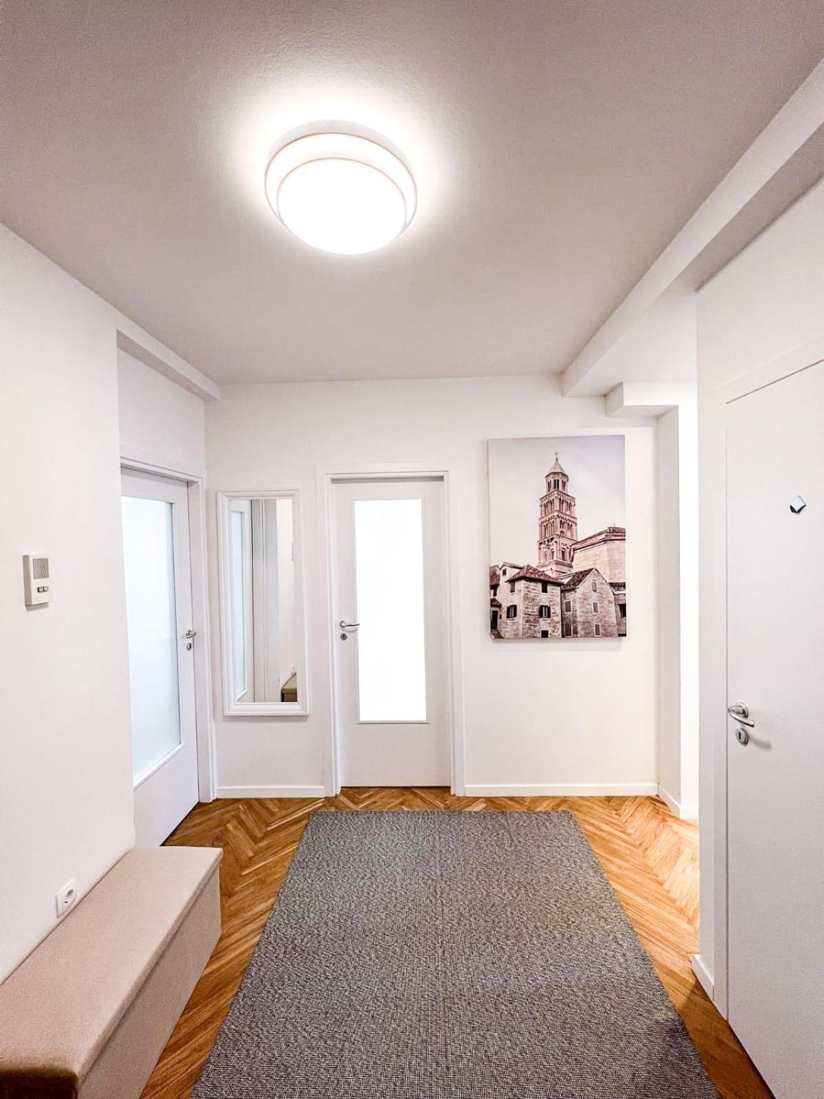 Casa De Dinca, 2 Bedroom, Big Balcony, Free Parking Zone Zagreb Exterior foto